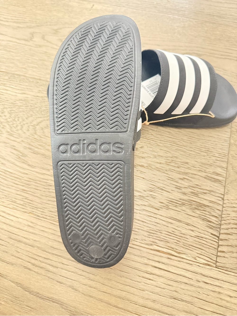 Adidas Black and White Slide Sandals size 6 - Picture 3 of 3